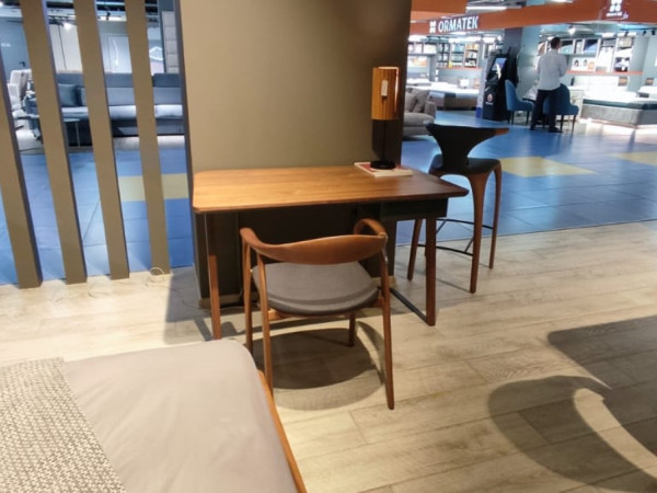 Стол письменный ARKKO 1260 1 ящик орех/графит