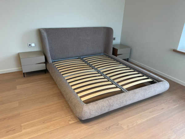 Прикроватная тумба левая VEZZEL2 орех/taupe