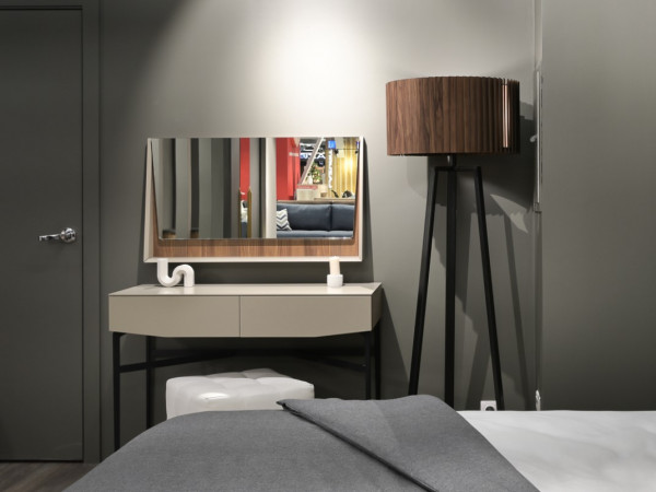 Торшер Rotor Floor Lamp орех