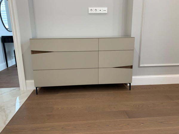 Комод 6 VEZZEL2 орех/taupe