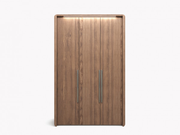 Шкаф 3-х дверный орех