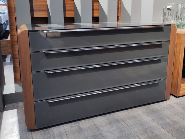 Комод BELLA шпон/стекло