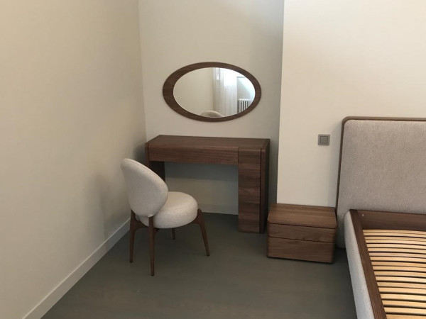 Стол туалетный LYONA орех