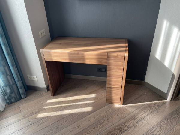 Стол туалетный LYONA орех