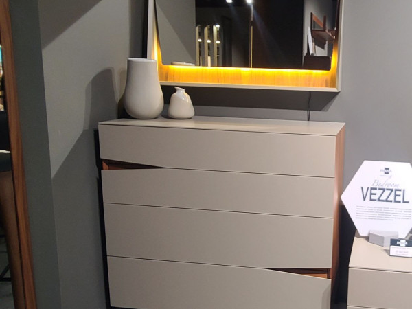Комод с зеркалом VEZZEL орех/taupe