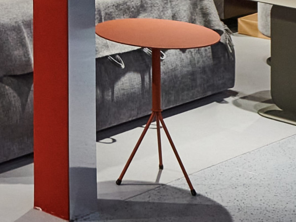 Стол журнальный CIRCLE терракотовый