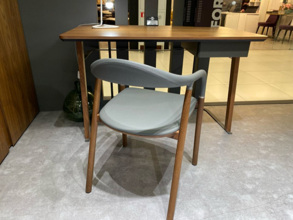 Стул 3094 орех американский/графит