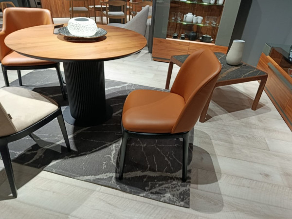 Стул 3106 дуб черный,натуральная кожа рыжая