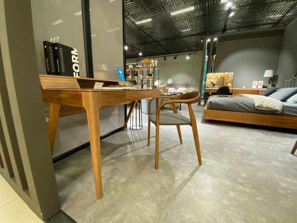 Стул 3131 орех американский/графит