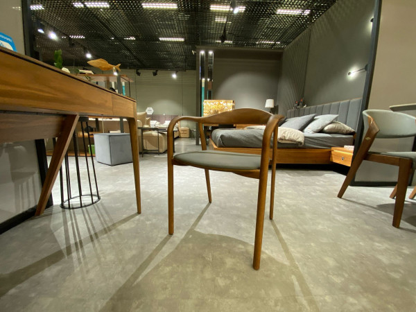 Стул 3131 орех американский/графит