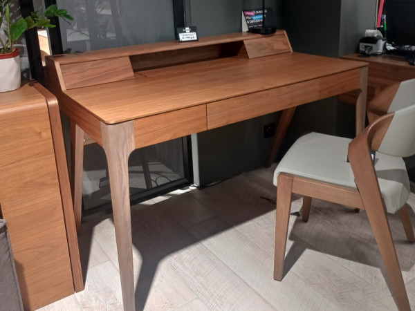 Стол письменный KARTELLO 1280