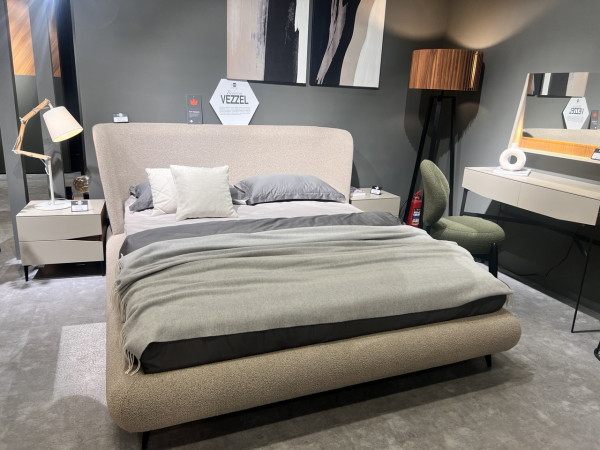 Спальня VEZZEL орех/taupe