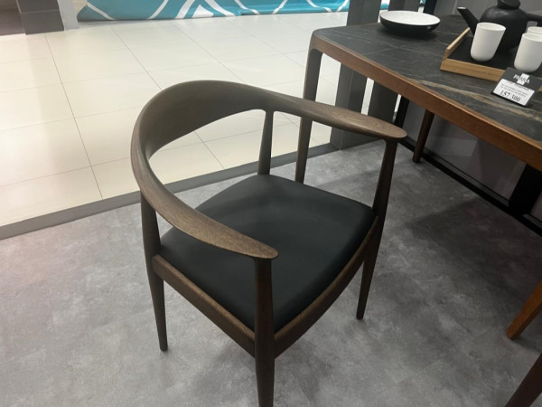 Стул 305 орех светлый/черный