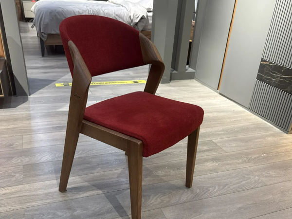 Стул 300 орех американский/ткань