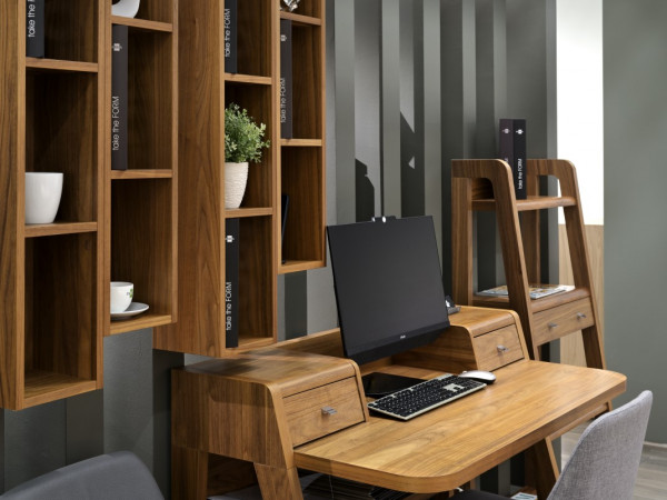 Стол письменный BOND2 1260 2 ящика орех