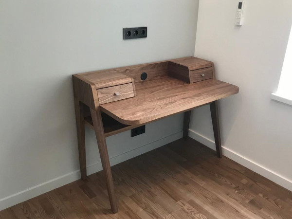 Стол письменный BOND2 1260 2 ящика орех