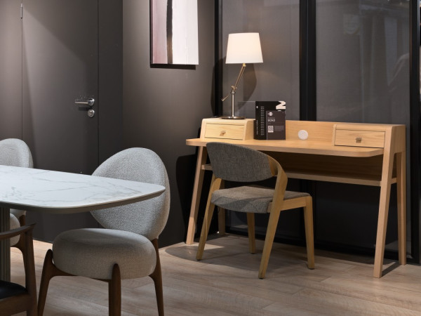 Стол письменный BOND2 1260 2 ящика дуб alpine