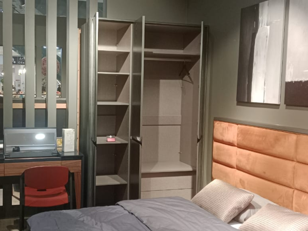 Шкаф 3-х дверный TESORRO grey stone