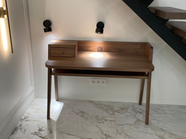 Стол письменный BOND2 1260 1 ящик левый орех