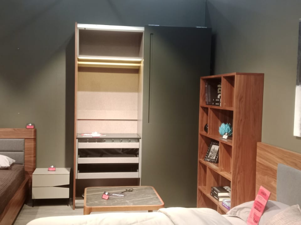 Шкаф-купе 2-х дверный орех/графит