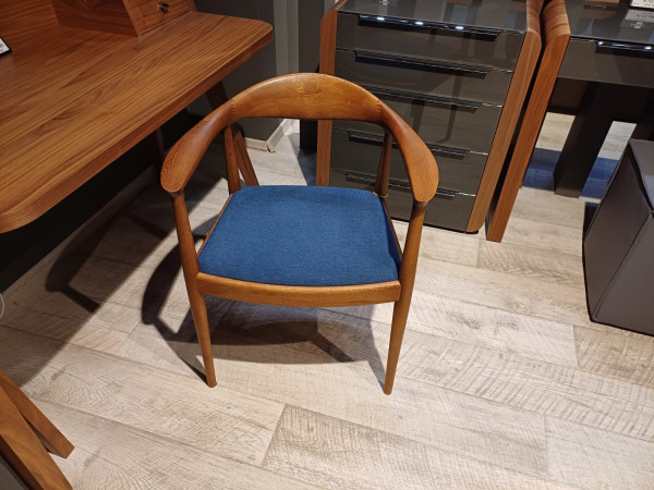 Стул 305 орех американский/синий