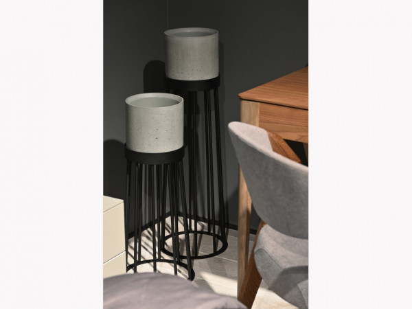 Подставка для цветов ROTONDA низкая черная с кашпо