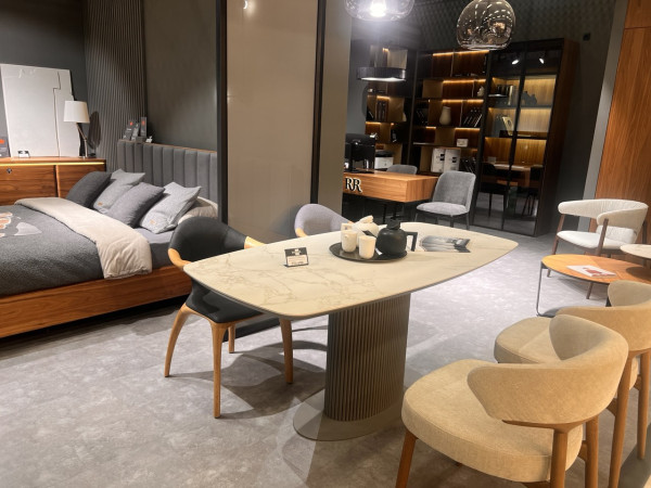 Стол обеденный ODDION белый/базальт