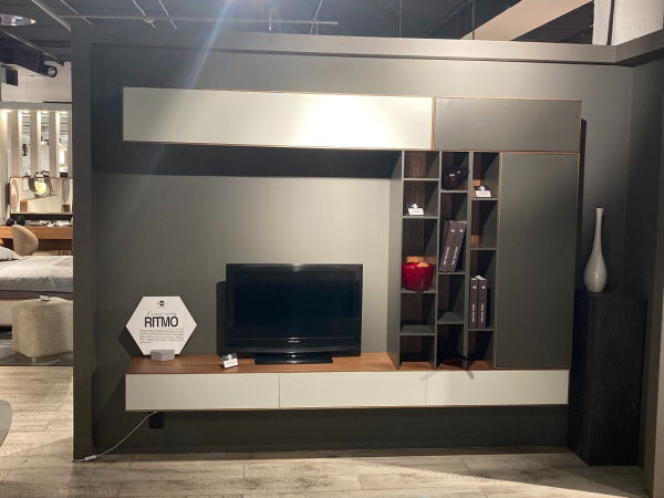 Гостиная RITMO шпон/эмаль