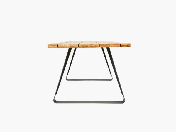 Стол 3135 ясень натуральный/черный муар