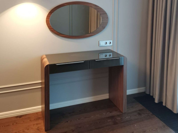 Стол туалетный BELLA орех/графит