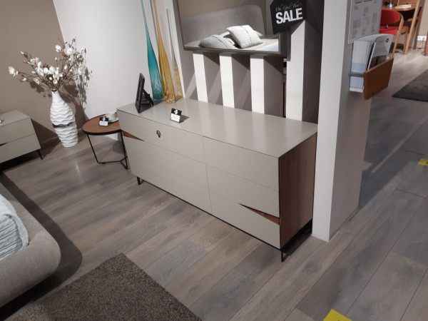 Комод 6 VEZZEL орех/эмаль тауп