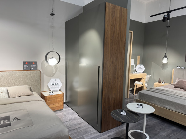 Шкаф-купе 2-х дверный орех/графит