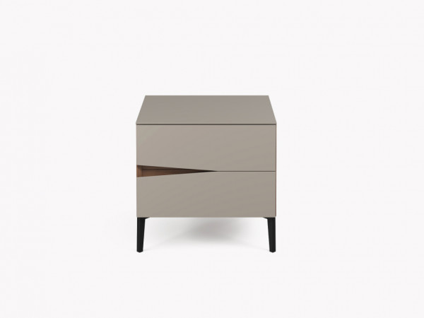 Шпонированная спальня VEZZEL орех/taupe