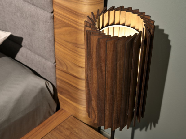 Настольный светильник Rotor Table Lamp орех